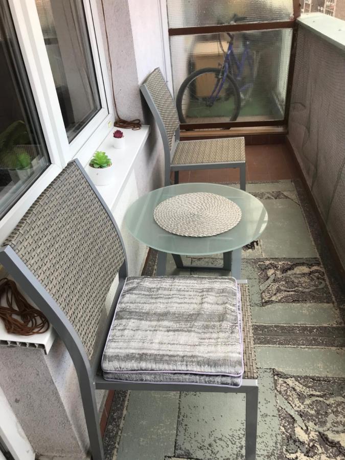 Dom Square-Centrum-Free Parking Apartment Szeged Bagian luar foto