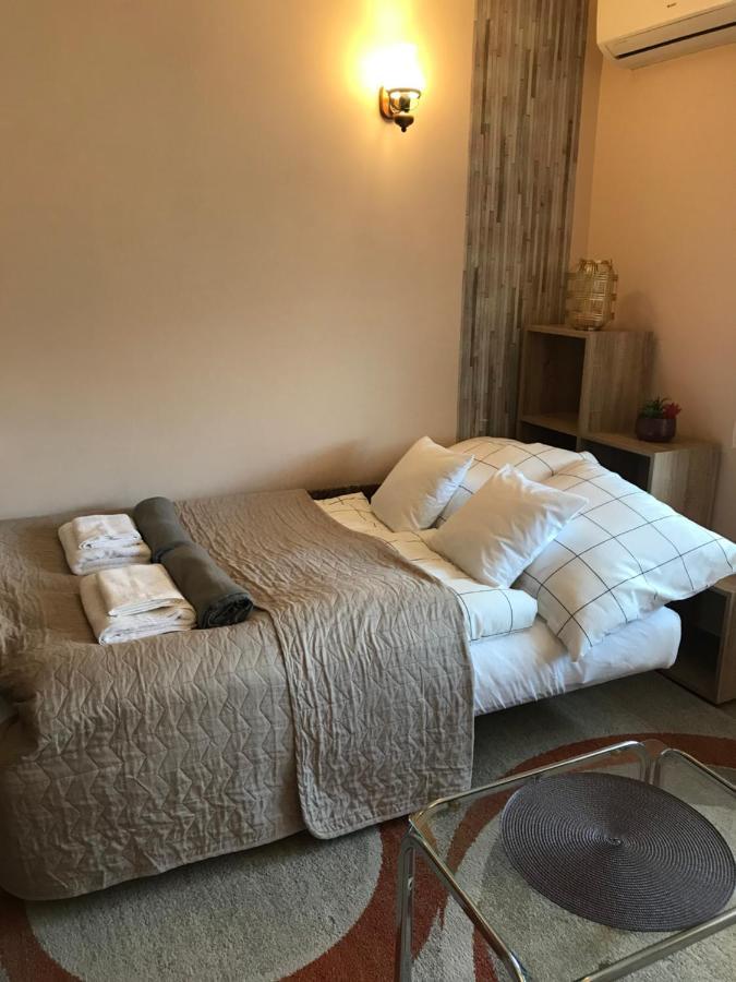 Dom Square-Centrum-Free Parking Apartment Szeged Bagian luar foto