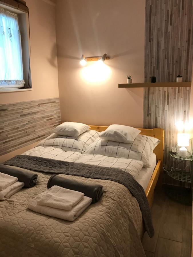 Dom Square-Centrum-Free Parking Apartment Szeged Bagian luar foto