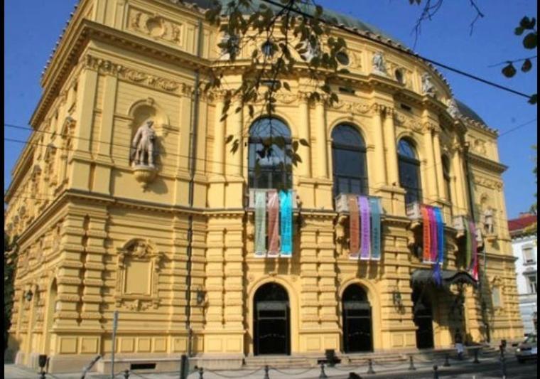 Dom Square-Centrum-Free Parking Apartment Szeged Bagian luar foto